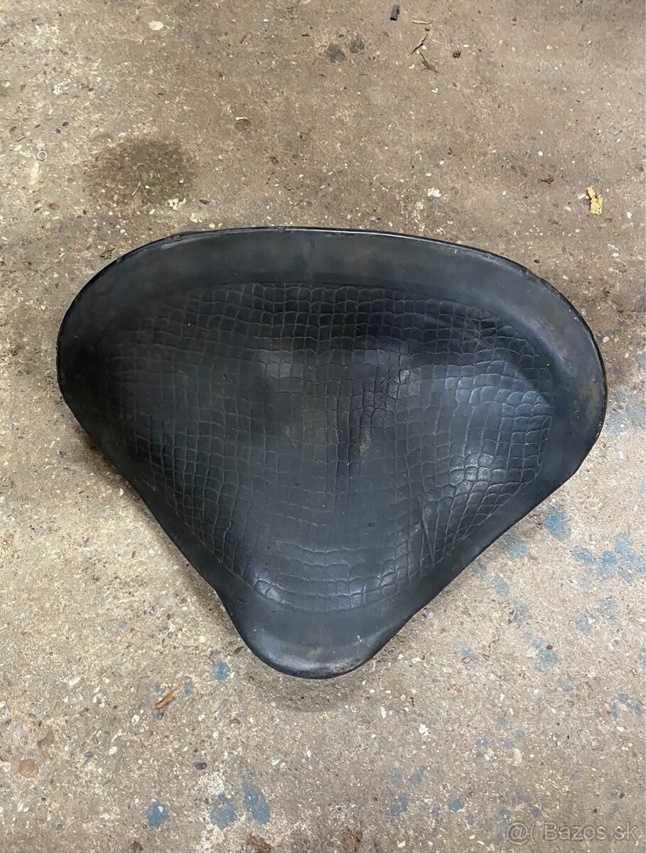 Predam povodne sedlo Jawa / CZ 125 T - BARUM