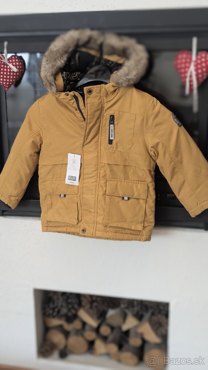 Zimna vetrovka velkost 104 (3-4 roky)