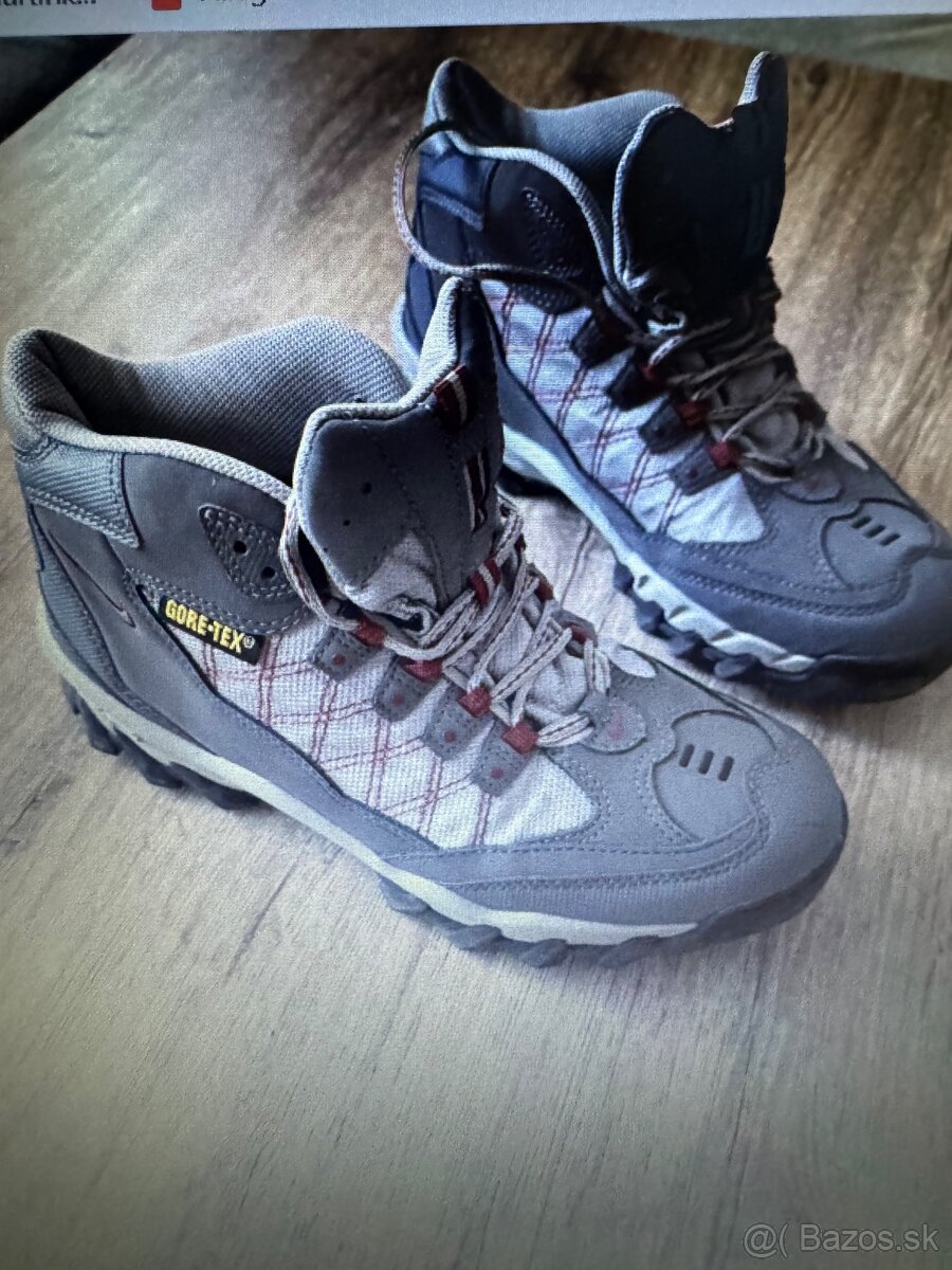 Nike botasky s Gore-texom vel.38.5 cm