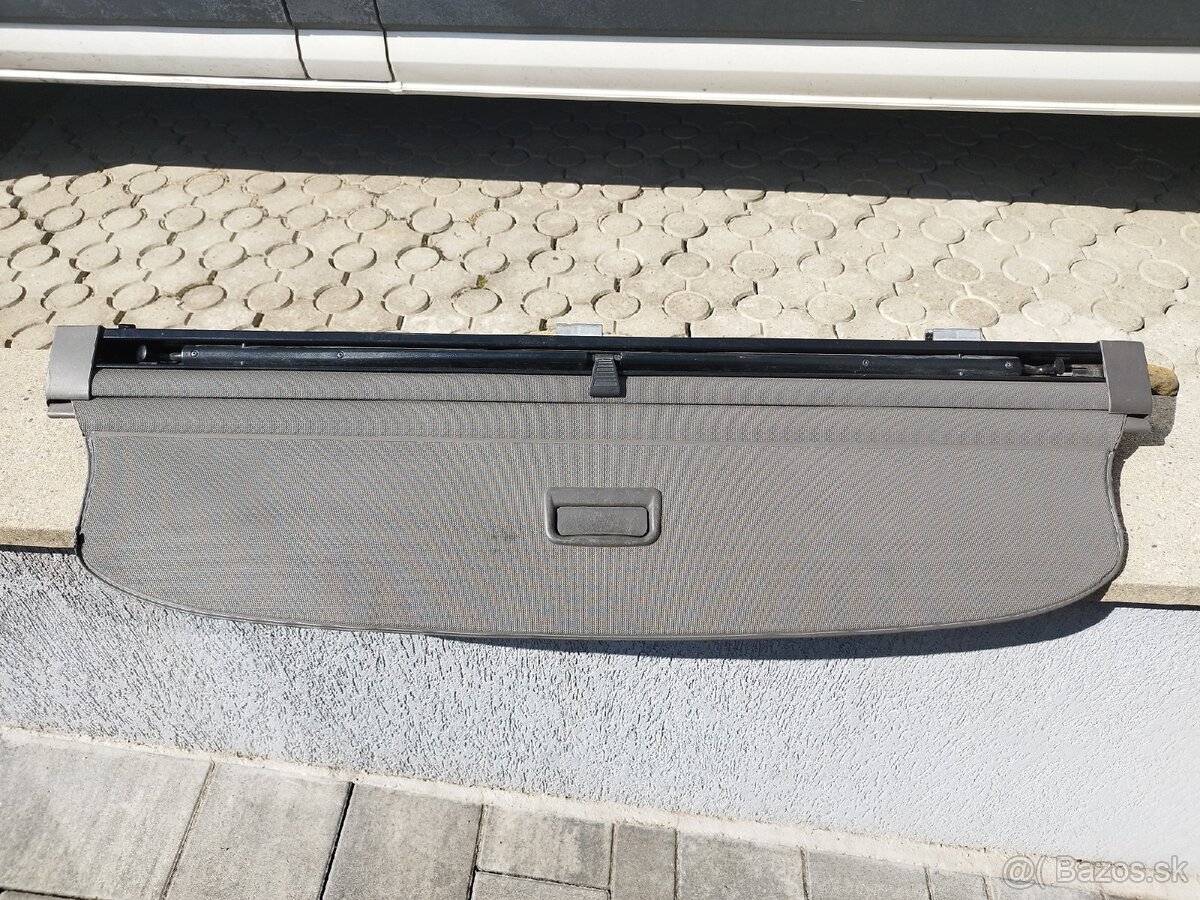 Roleta kufra Audi A4 B6