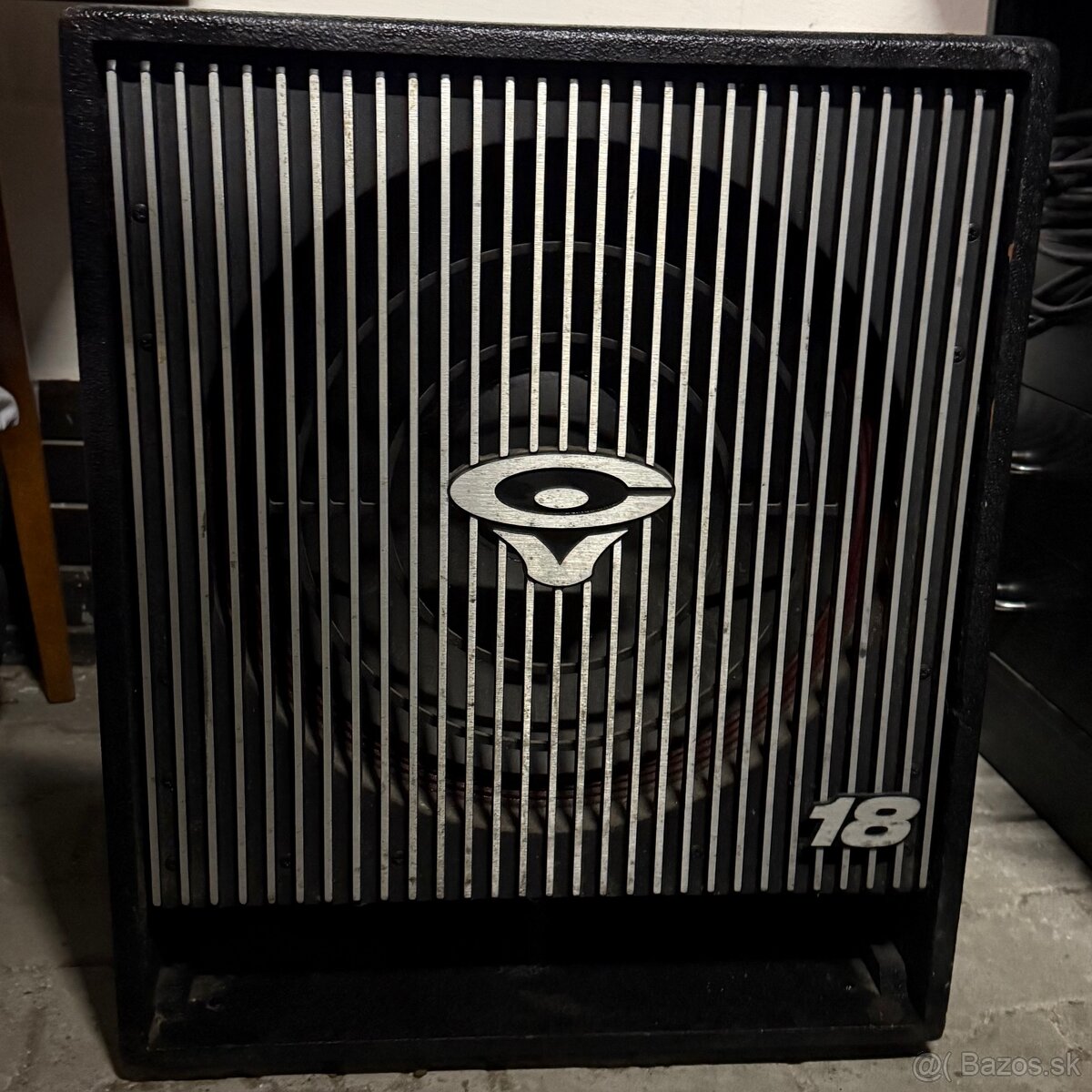 Cerwin Vega CVA-118X