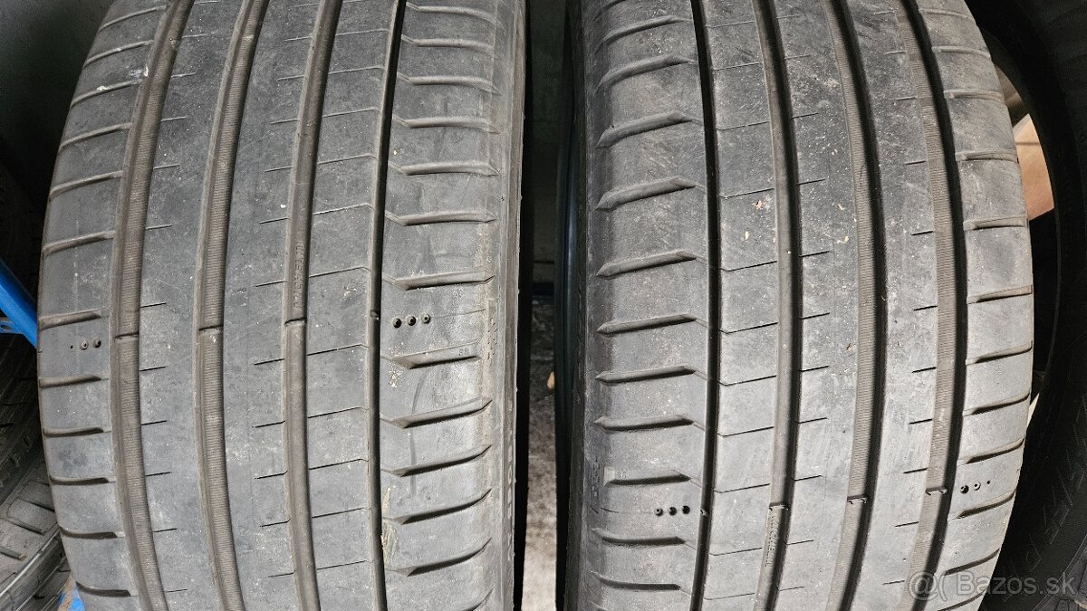Predam 2ks letne pneu 235/40R19 Michelin