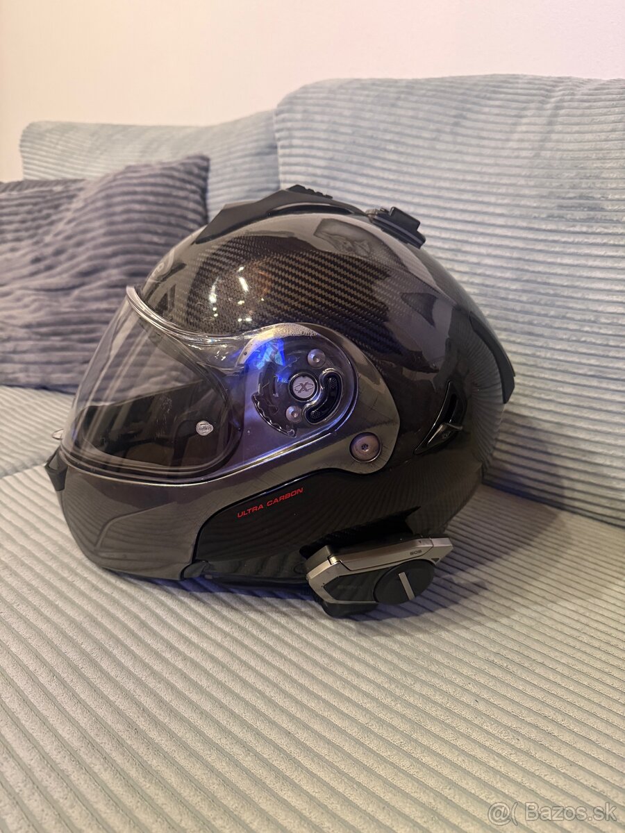 Moto prilba +komunikator Sena 50S