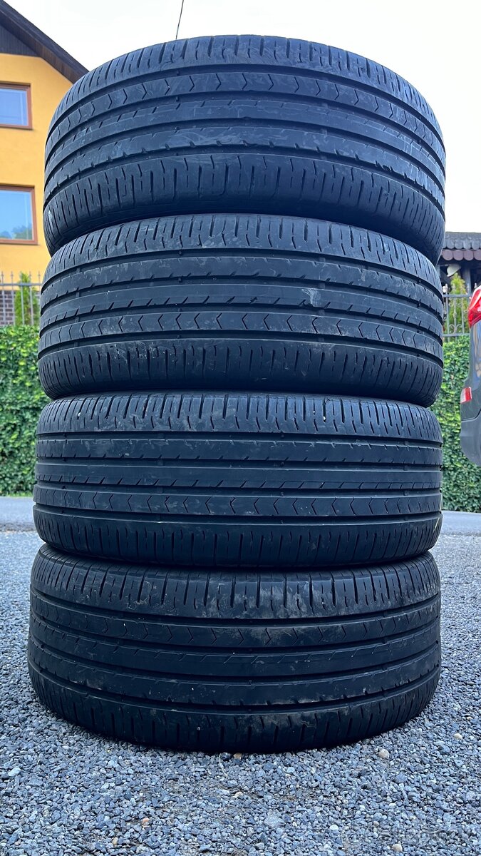 235/55 r17 letné pneu Continental