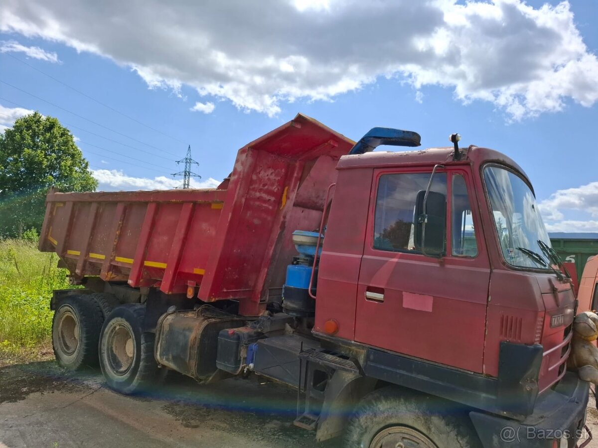 Tatra 815