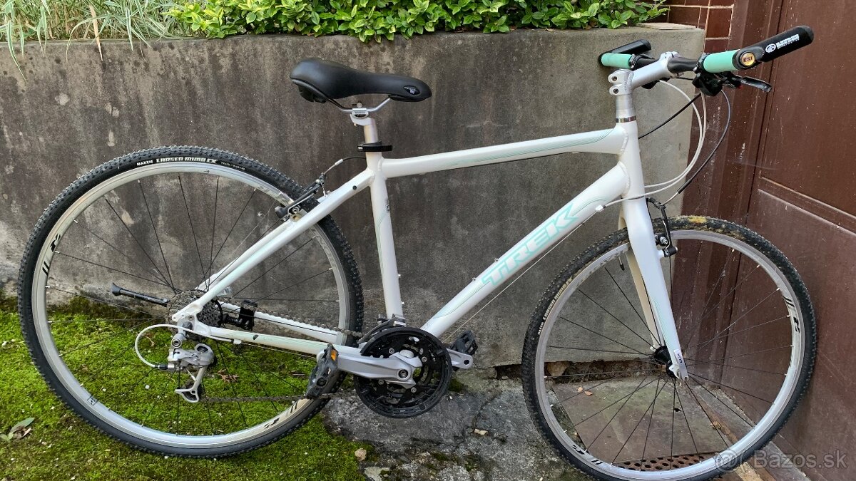 Predam damsky Trek, carbon predna vidla