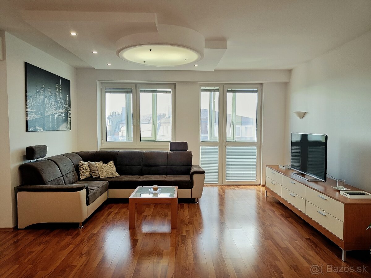 2-izbový byt s dvoma balkónmi a klimatizáciou