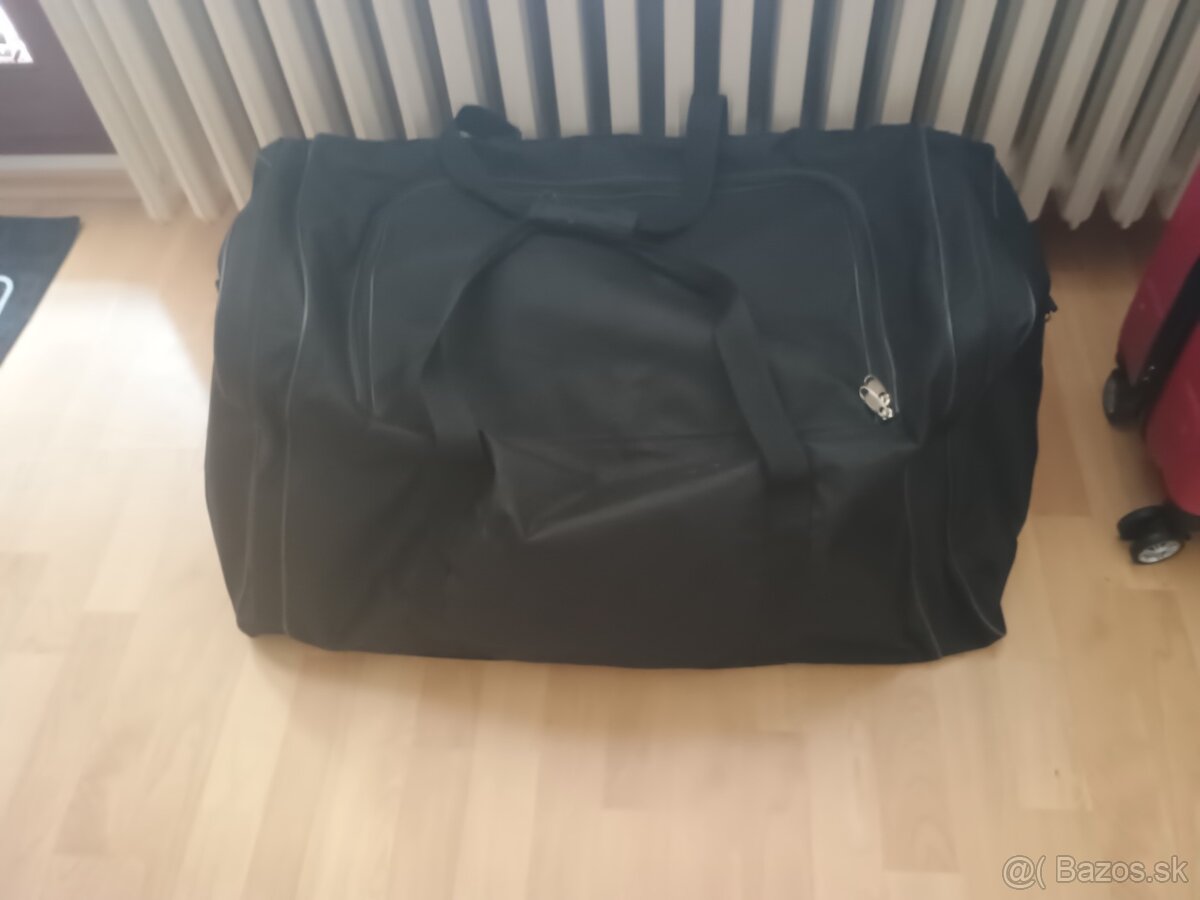 Veľká cestovna Taška.  10e