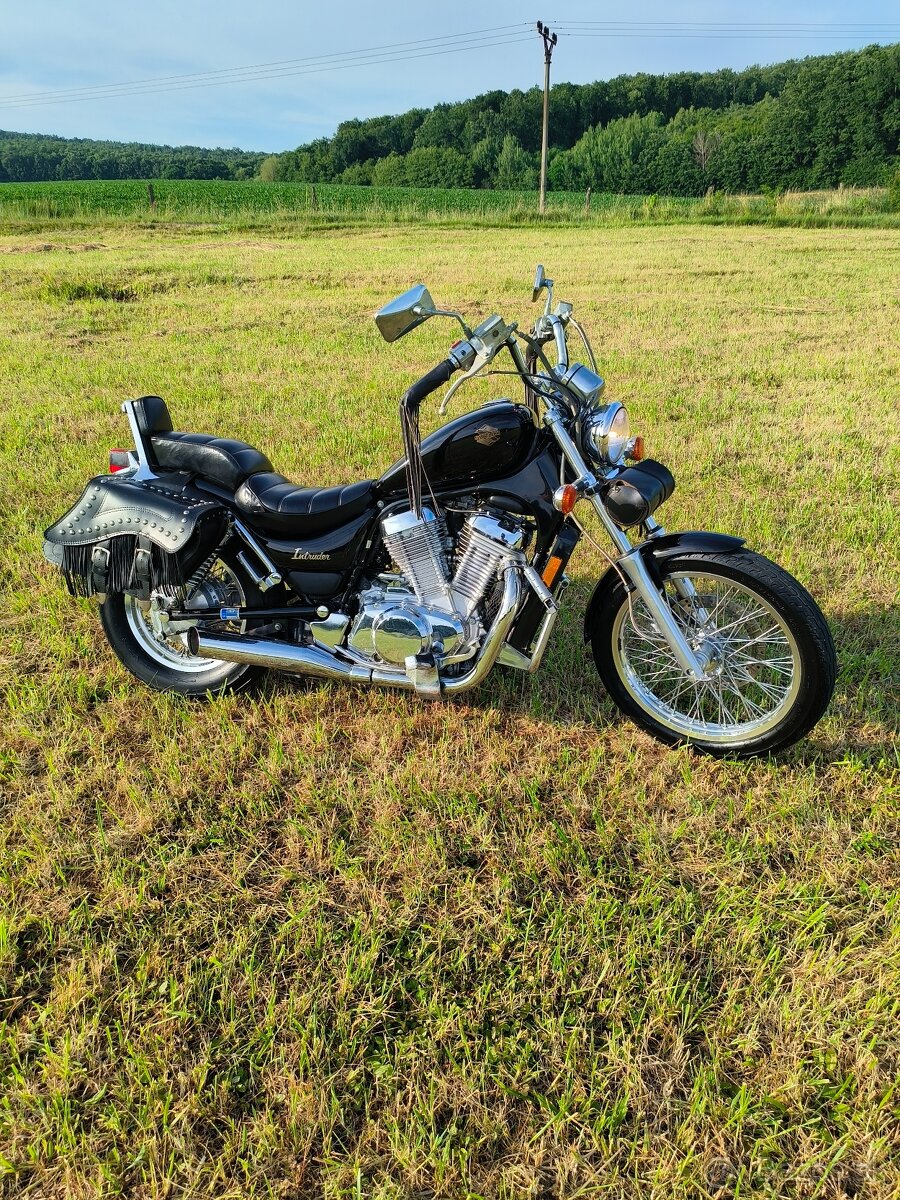 Suzuki VS 700 GL Intruder