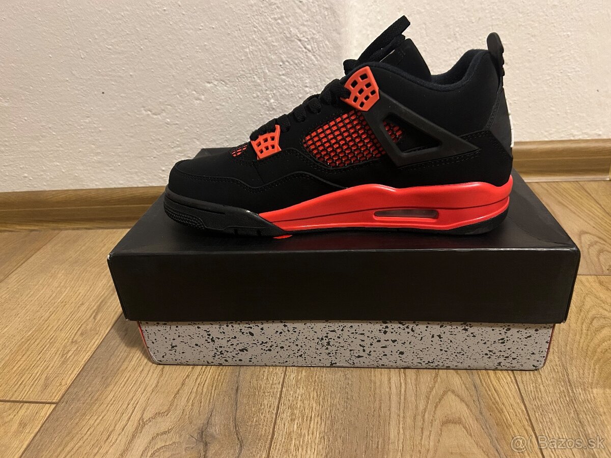 Air Jordan 4 “Red Thunder”