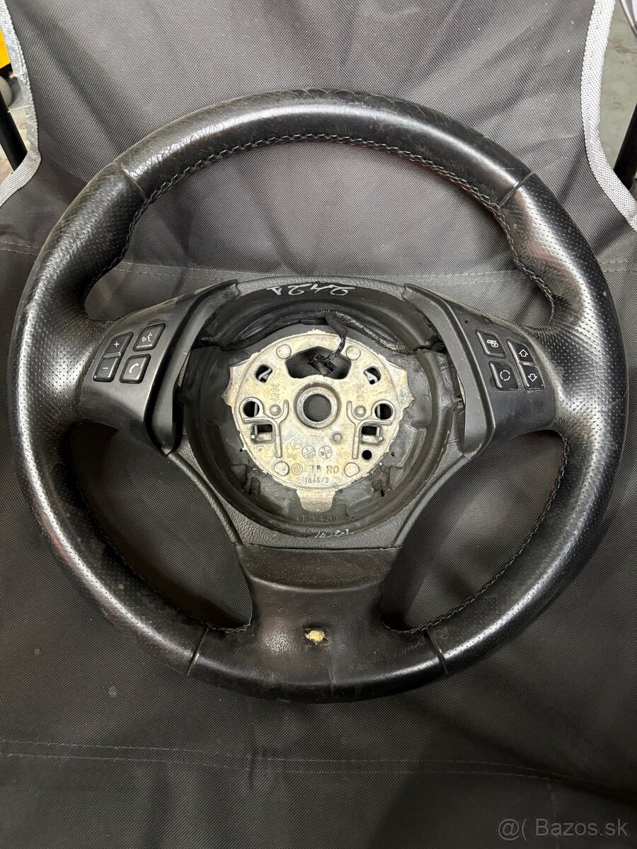 Predám volant BMW E90
