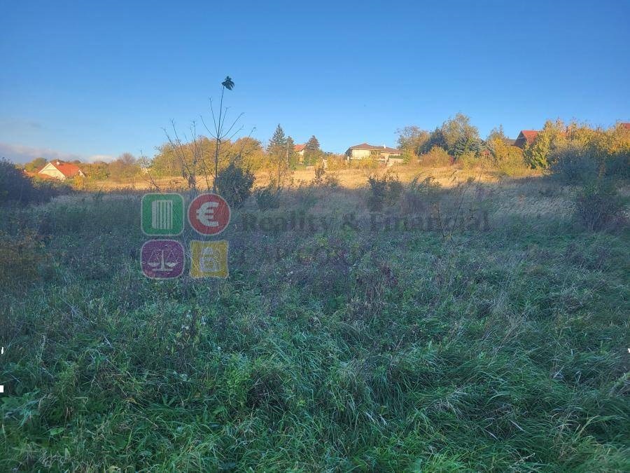 Predaj pozemok Nitra-Šúdol- 9,8á,realizácia IS v stav.konaní