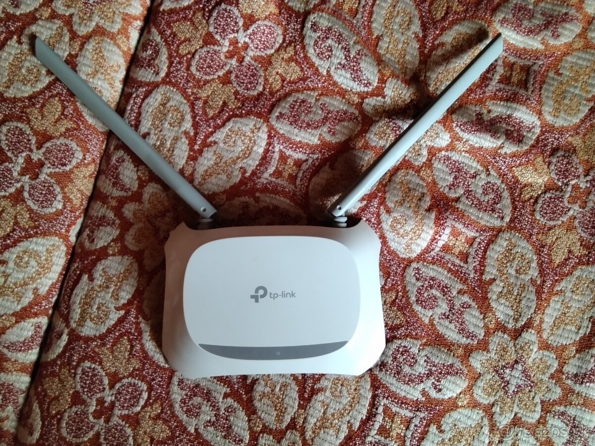 TP-LINK ROUTER