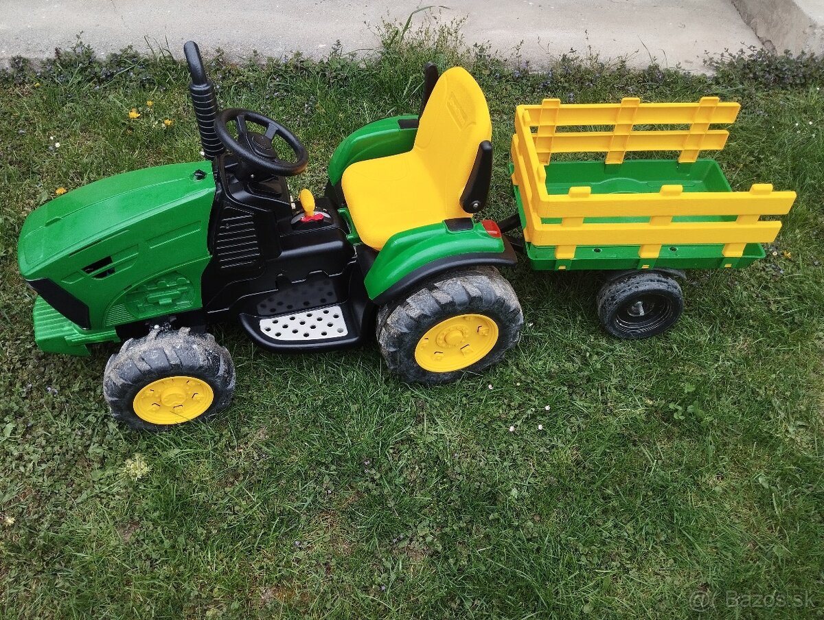 Elektrický traktor
