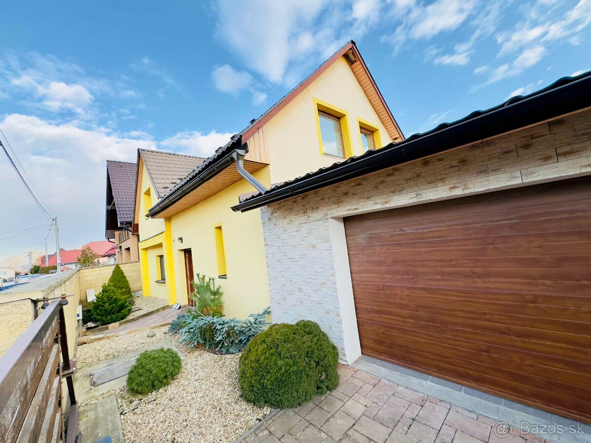 ZNÍŽENÁ CENA EXKLUZÍVNY RD, 6 IZBOVÝ RODINNÝ DOM, 300