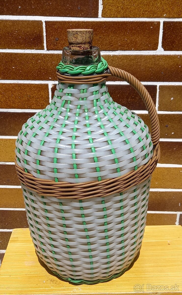 10 litrový demižon