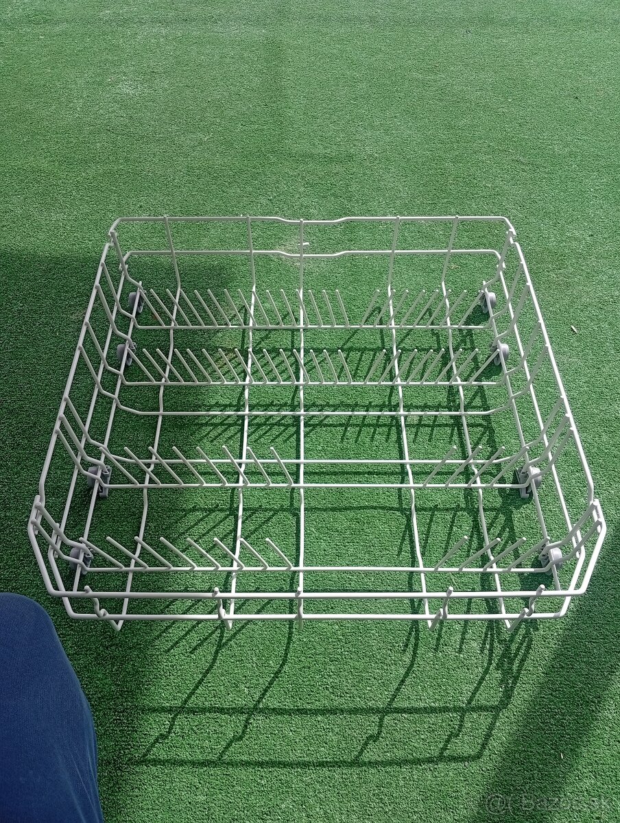 Koše umývačka Bosch 60cm