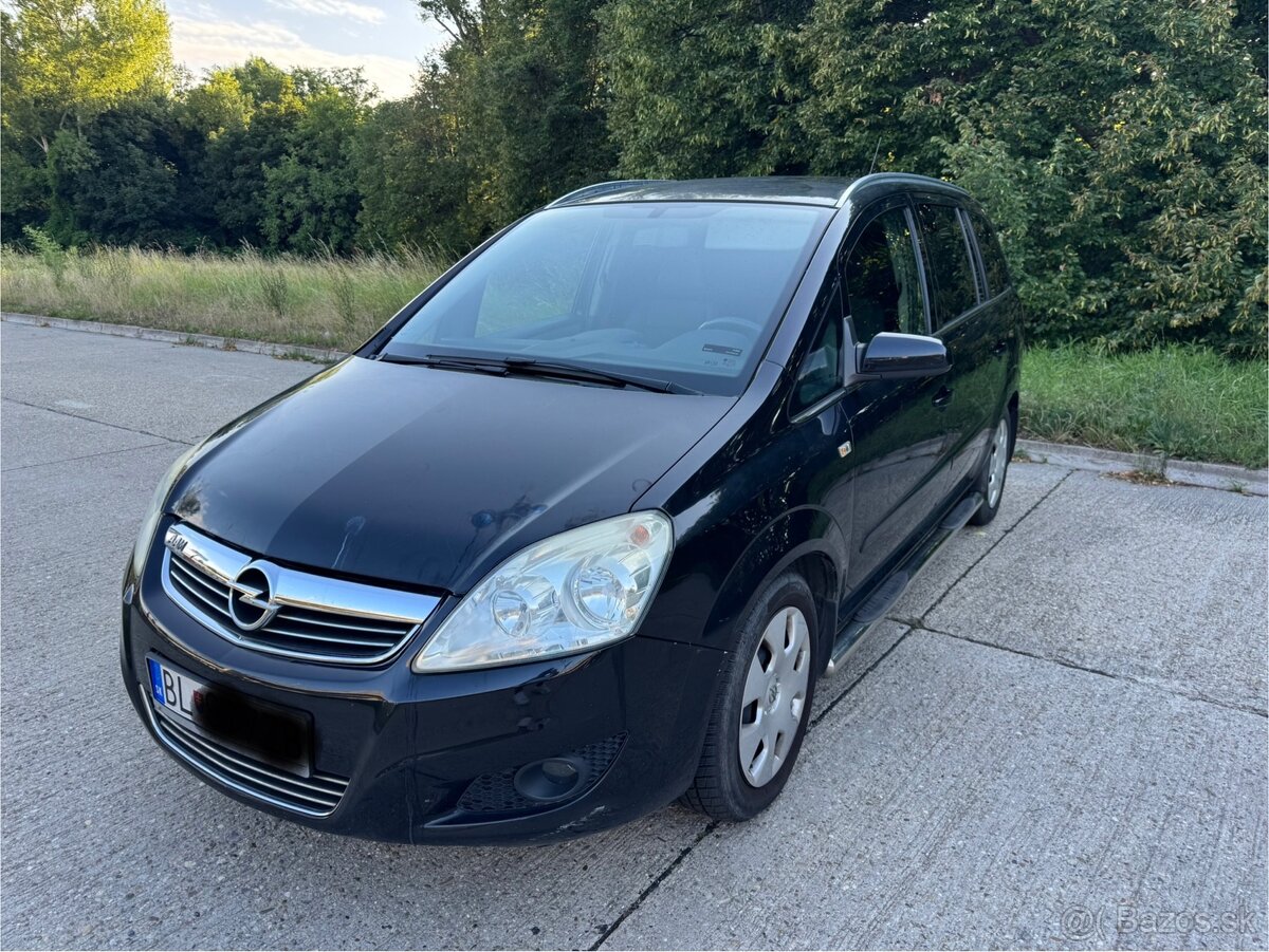 Opel Zafira – 2.2 benzín 2008