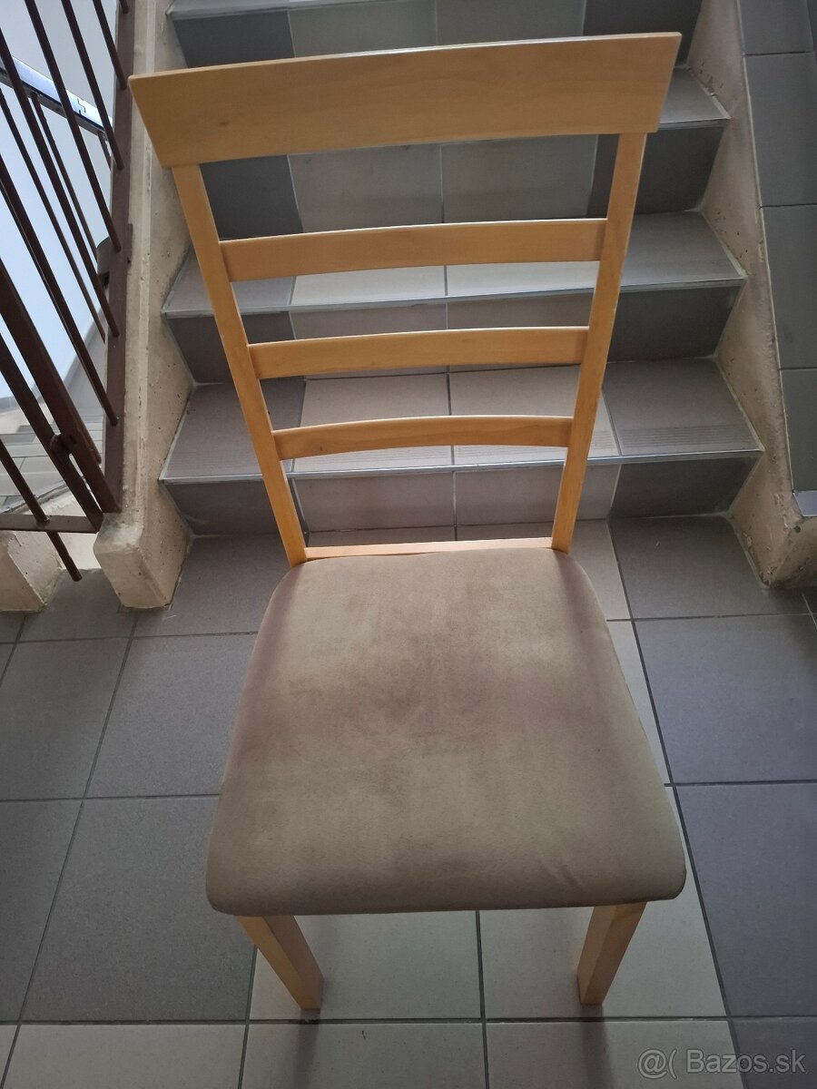 Predám 2 ks stoličiek