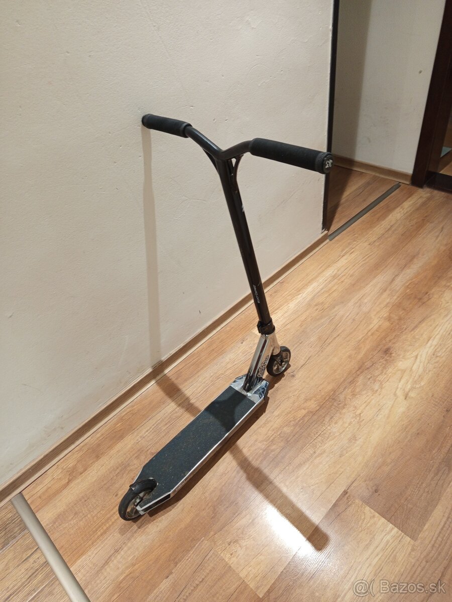 Kolobežka VERSATYL