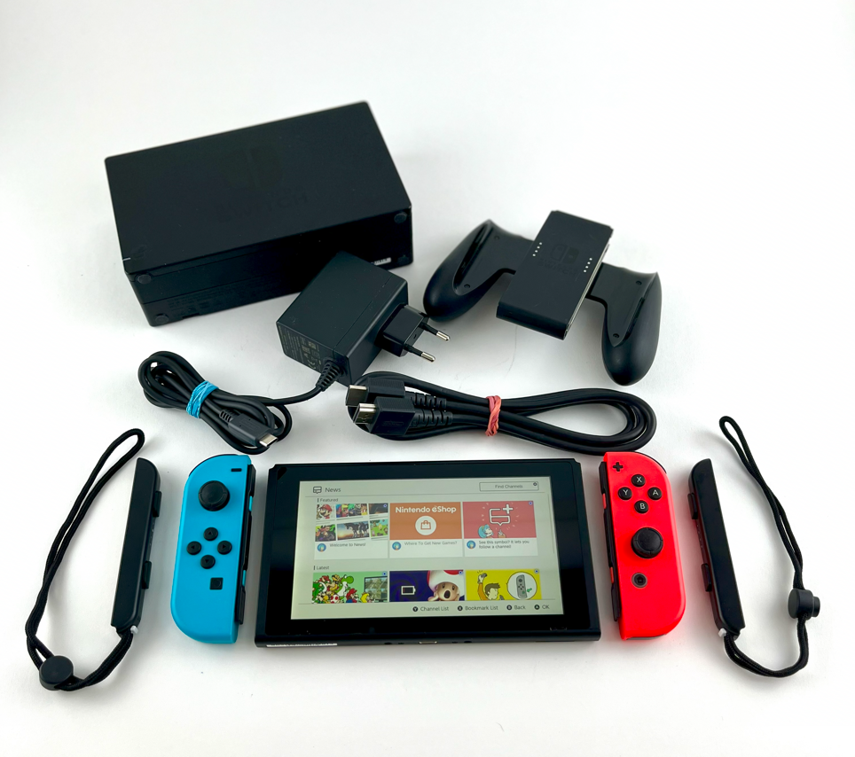 Nintendo Switch – Neon Red & Blue Joy-Con