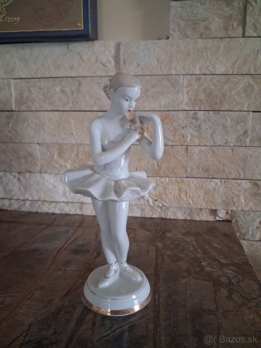 Porcelánová Figúrka Baletka