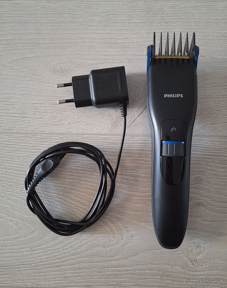 Holiaci strojcek Philips QC5370