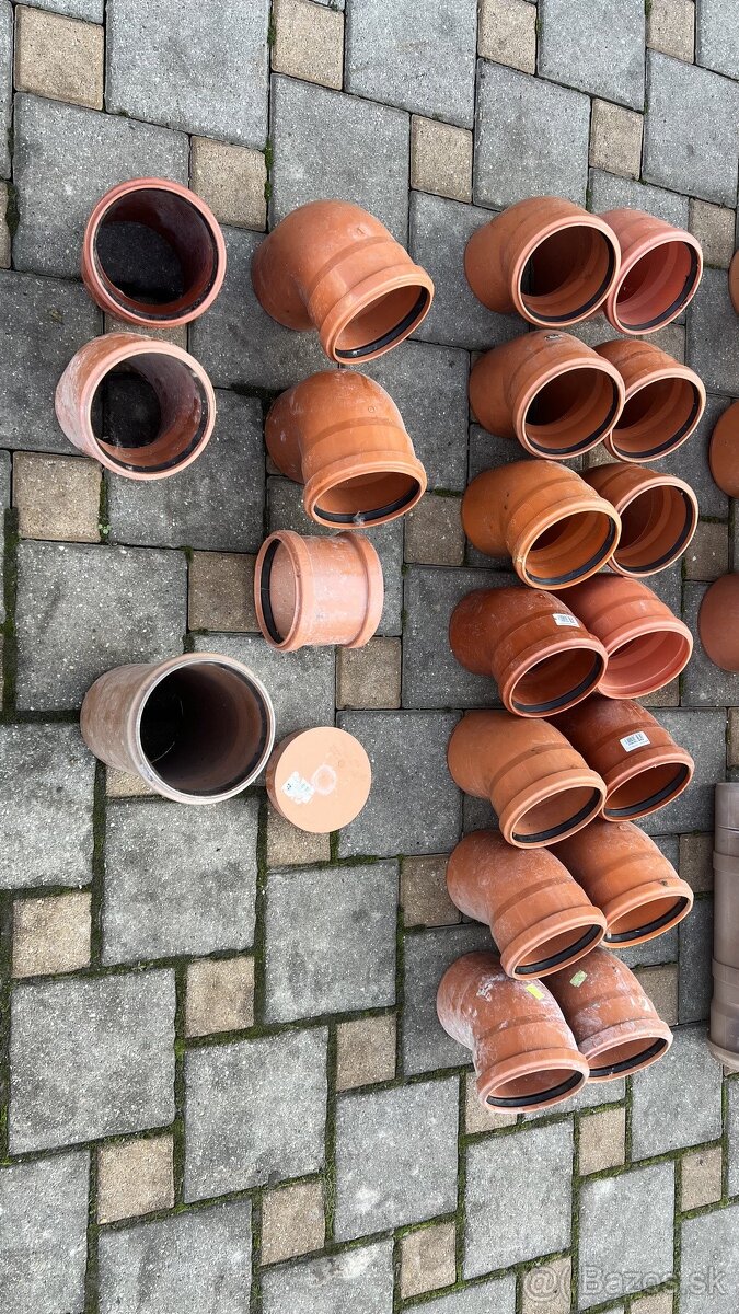 kanalizačné kolená, spojky, redukcie 2,50€/kus
