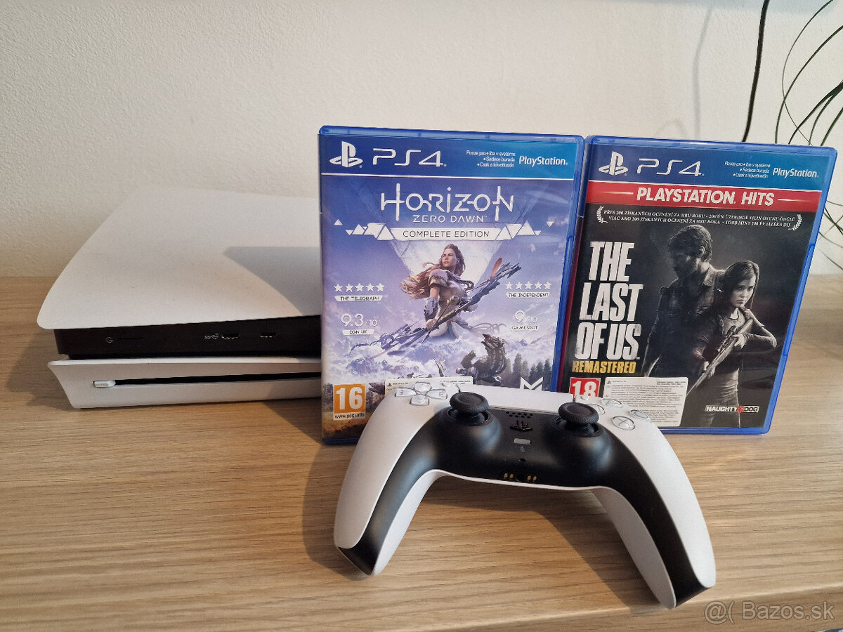PS5 Slim 1TB Blue Ray mechanika + hry