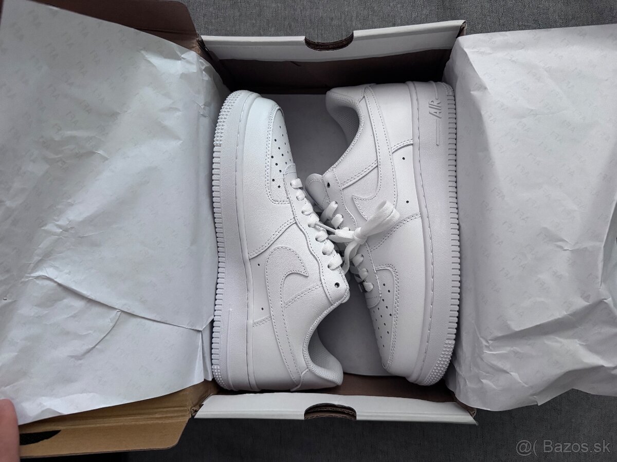 Nike Air Force 1 White
