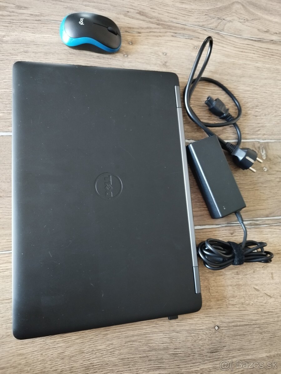 Dell latitude E5550 top stav