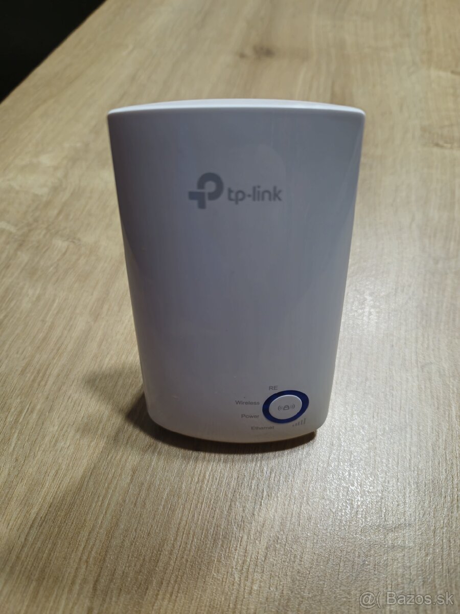 TP-Link TL-WA850RE
Wi-Fi extender