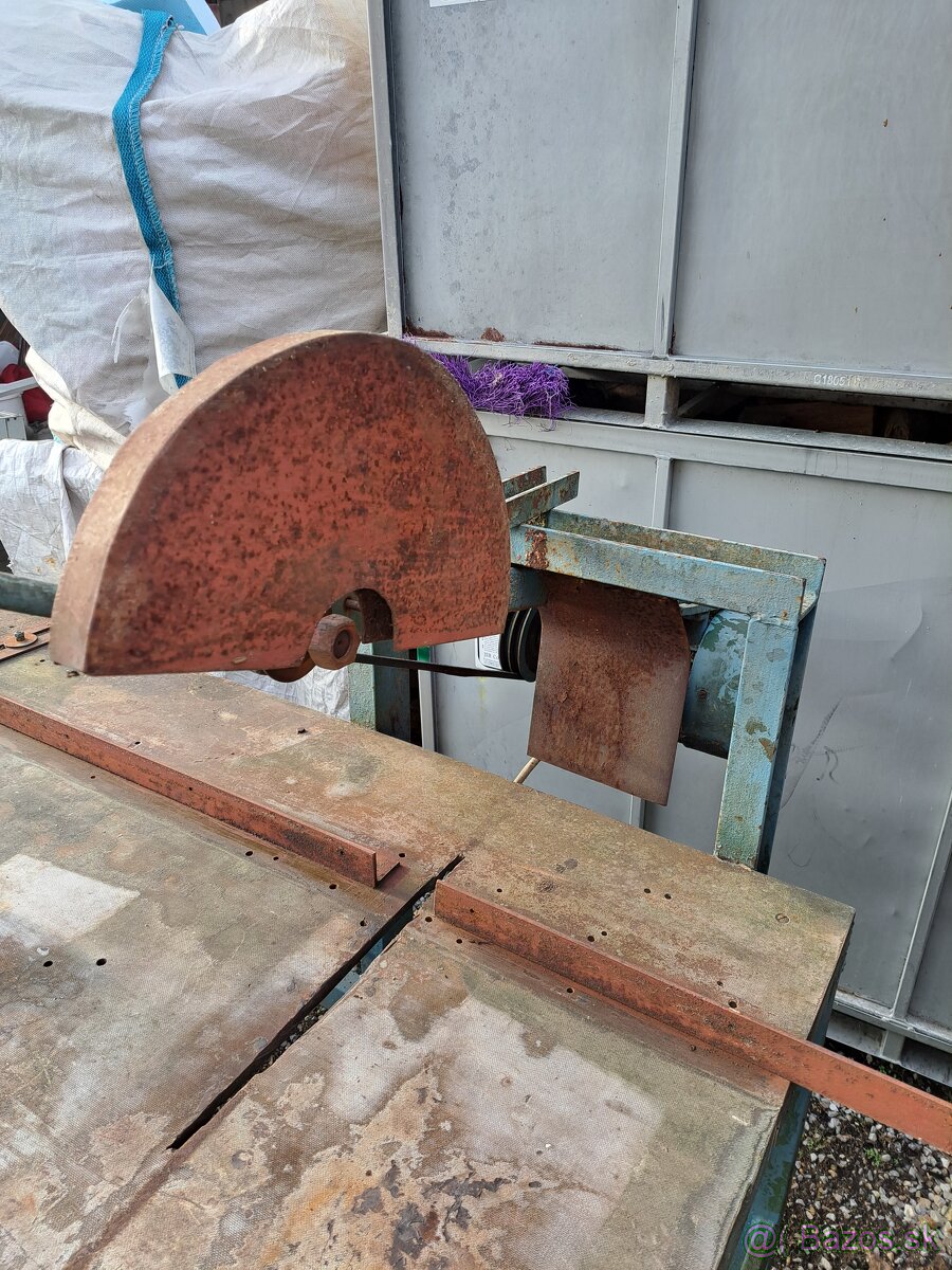 skracovacia píla na drevo/železo