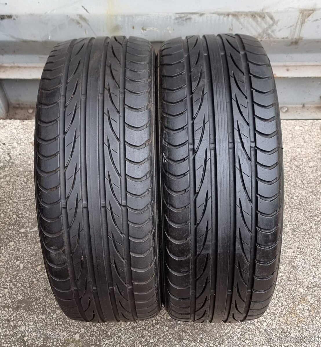 Letné pneumatiky semperit 195/50R16