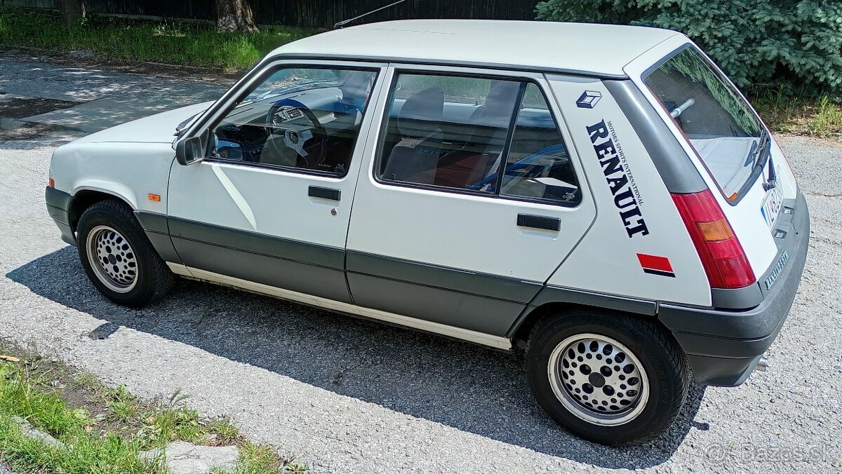RENAULT R5 GTR