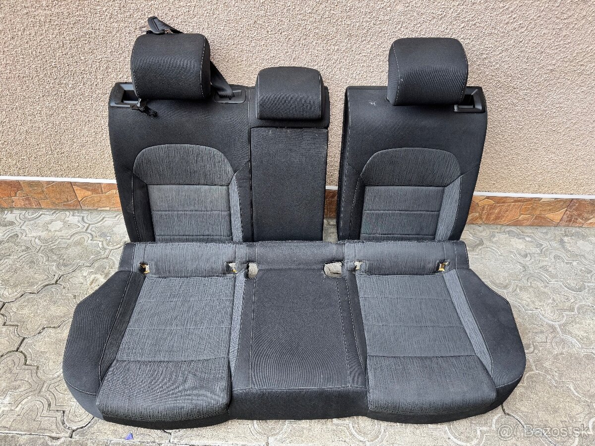 Sedadlá Škoda Superb 3 Combi