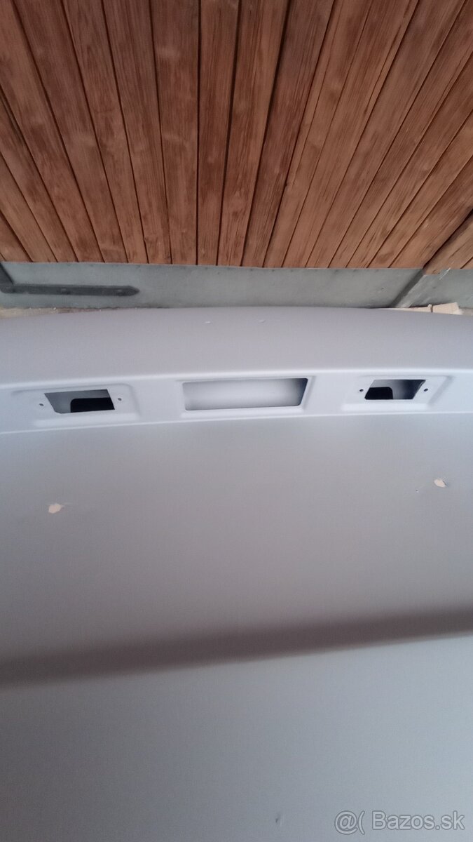 Kufrove dvere Fabia 1, krátka.