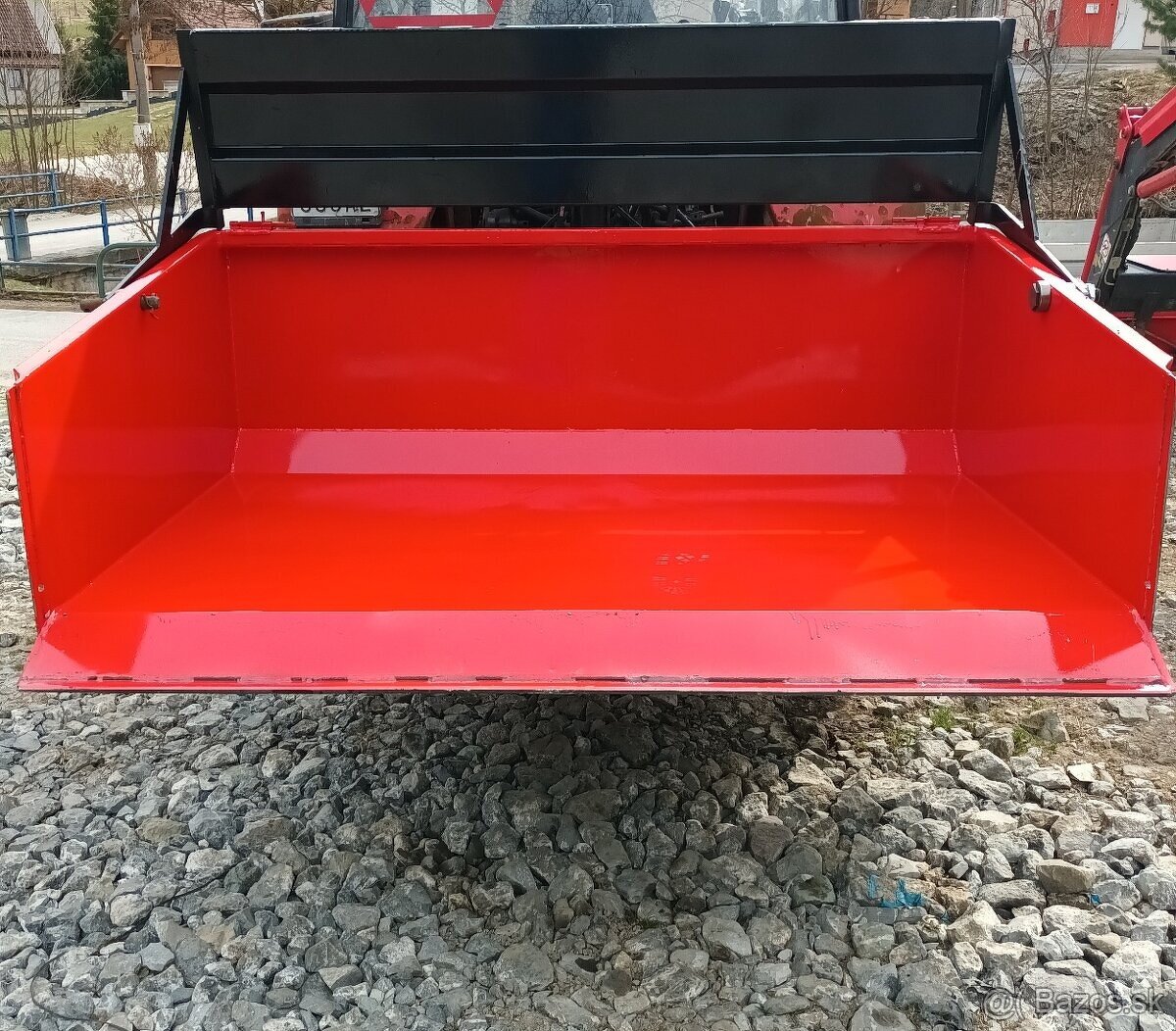 Nesená bedňa za traktor
