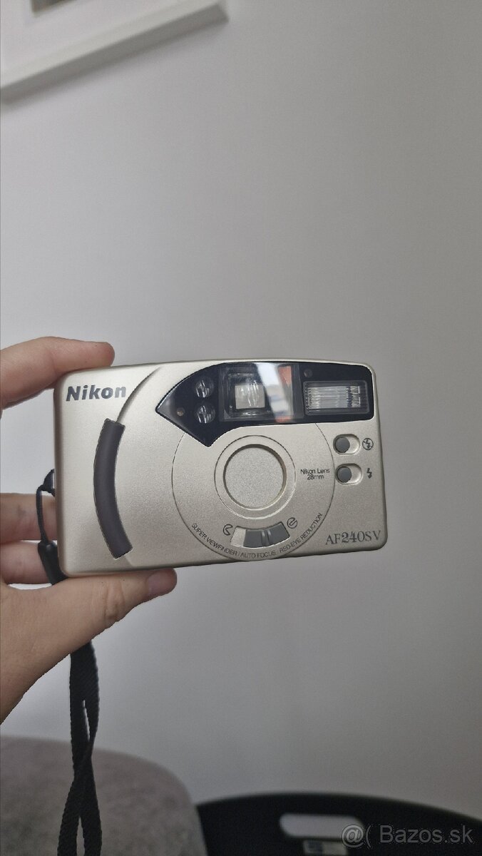 Kino filmový analógový fotoaparát