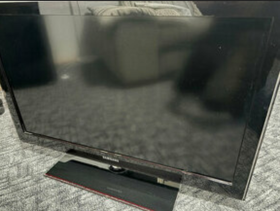 Samsung full hd 1920 x 1080 94 cm 37" LCD