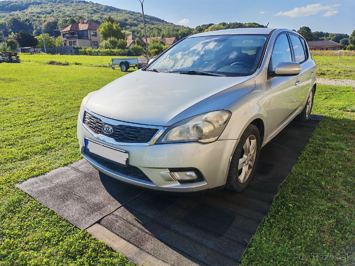 Kia ceed 1.6cvvt 2012 nepojazdné