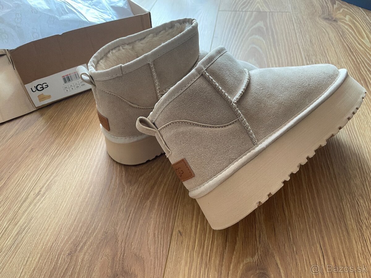 Čižmy UGG
