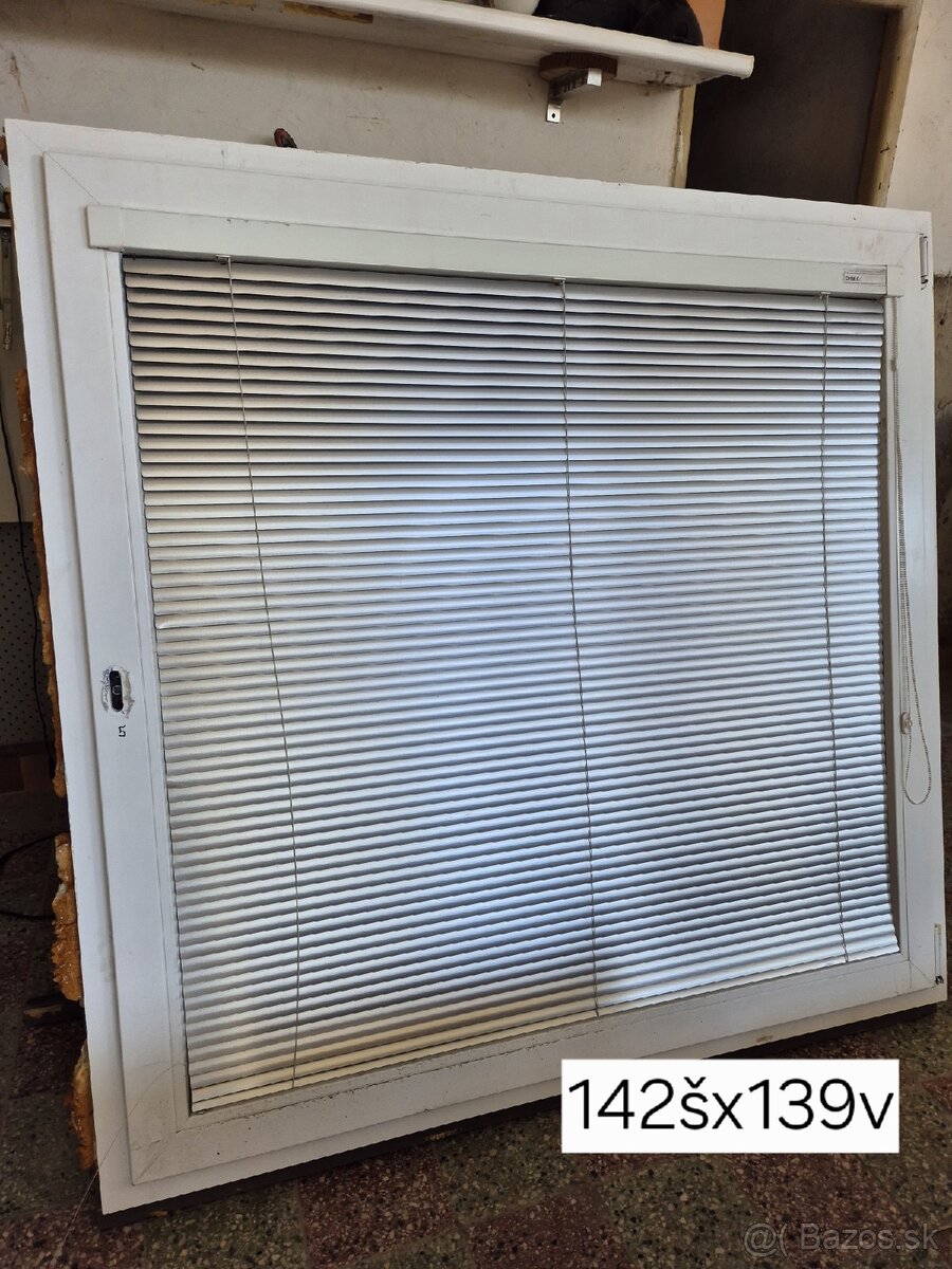 Plastové okná 142x139