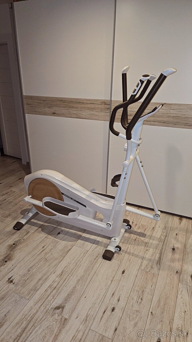 Eliptický trenažér