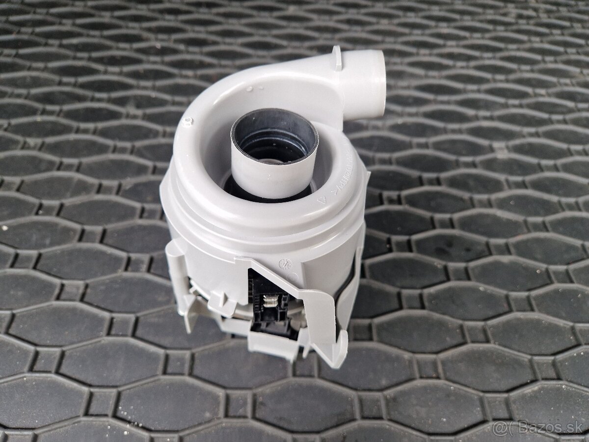 Bosch Siemens obehové čerpadlo vrátane ohrievača pre umývačk