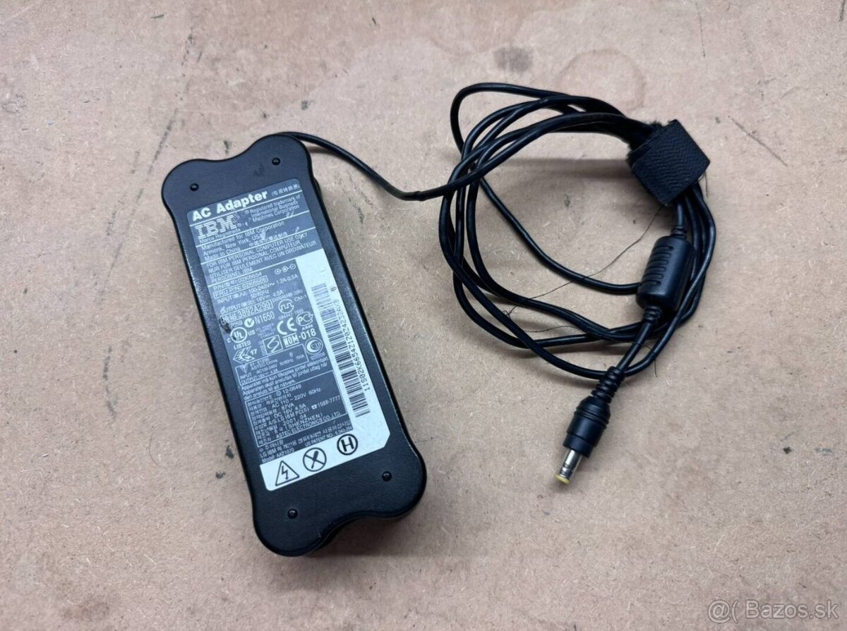 Nabíjačka na notebook IBM 16V 4.5A 72W Model AA21070