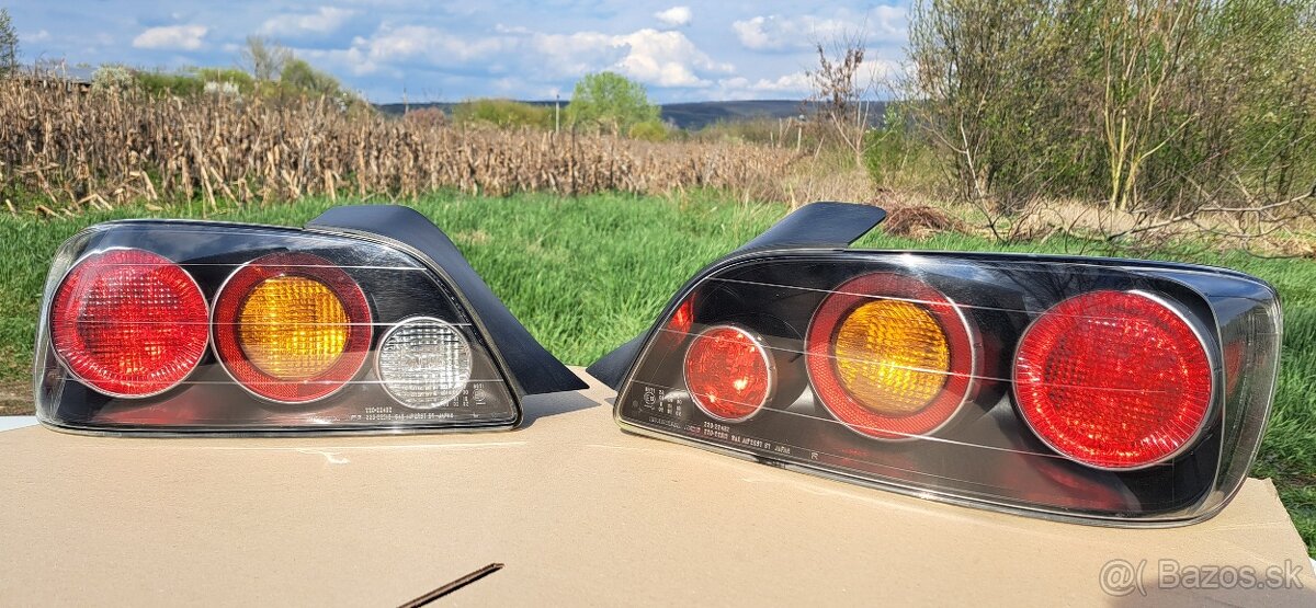 Honda S2000 zadné svetlá