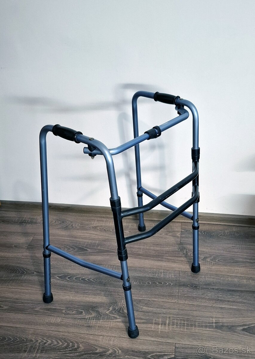Chodítko pre seniorov