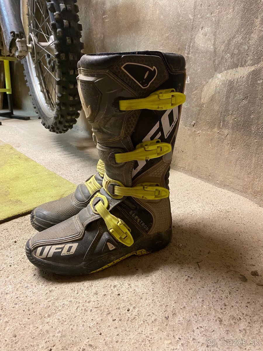 Motocrossove čižmy
