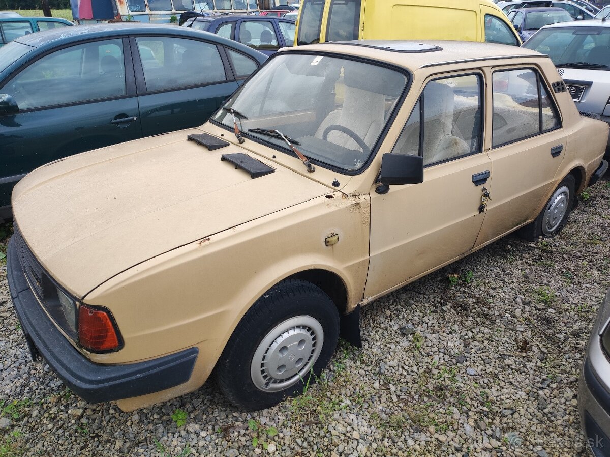Škoda 105 L